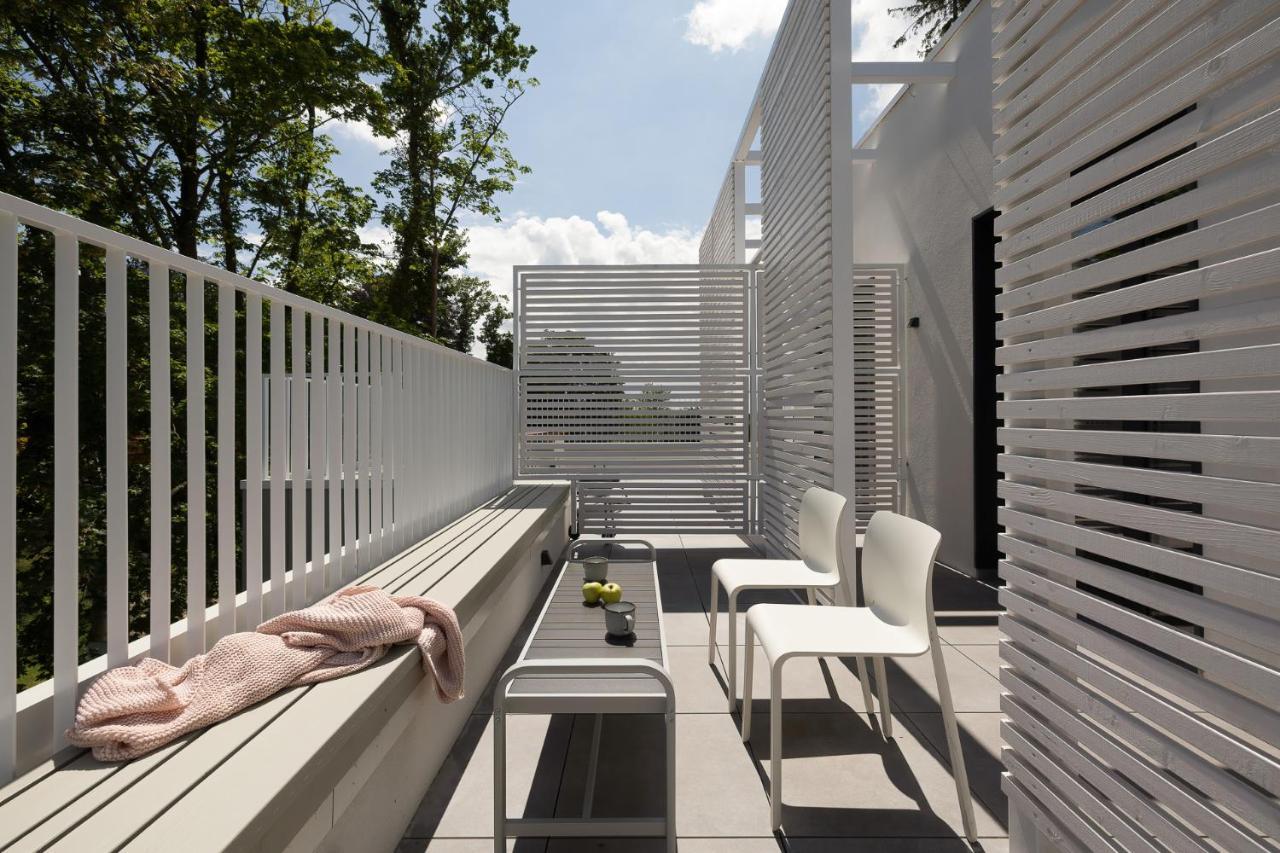 Lovesea Apartments Rewal Exterior photo