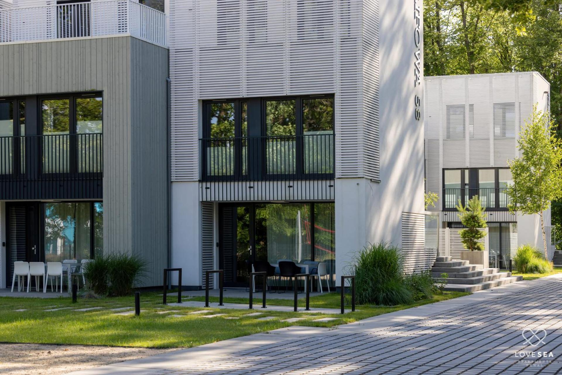 Lovesea Apartments Rewal Exterior photo